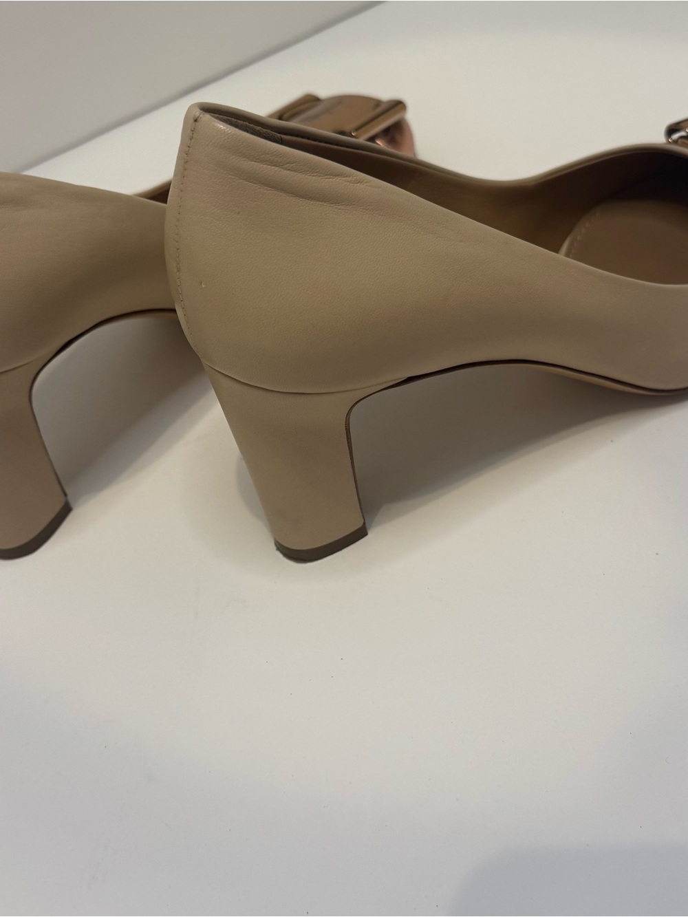 Salvatore Ferragamo Beige Flats with Rose Gold Toe and Gold Plaque - Picture 3 of 8